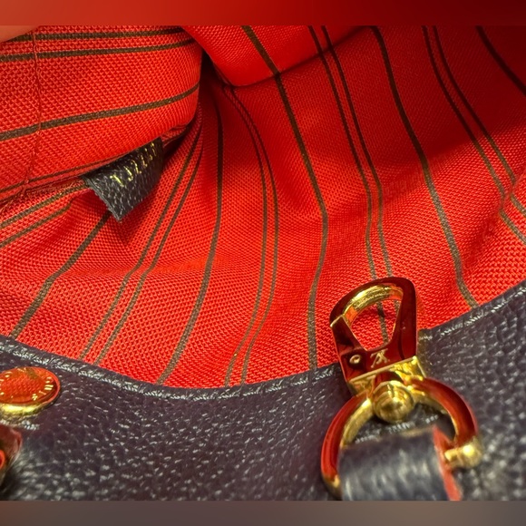 Louis Vuitton Montaigne Crossbody BB Navy Leather Monogram Empreinte - Picture 15 of 15